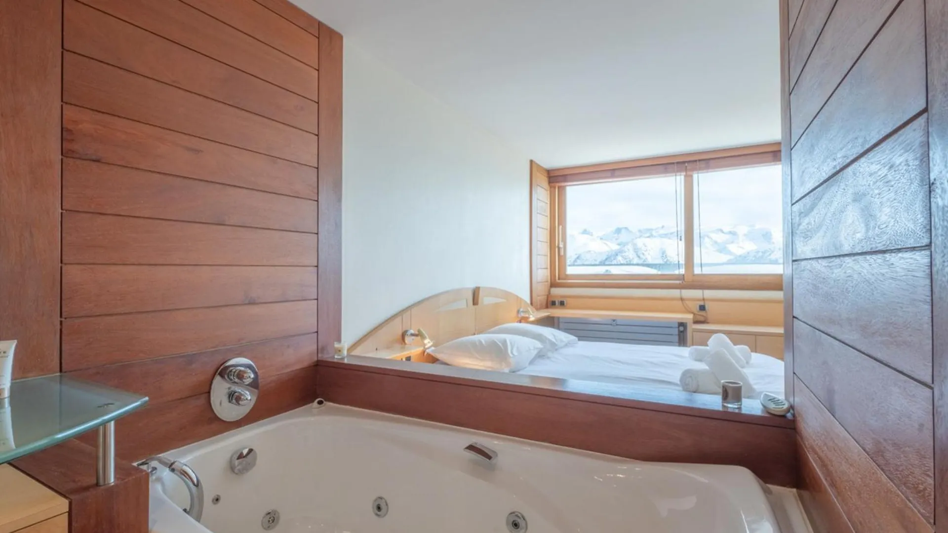 Spacieux 4 Pieces, 4 Adultes+2 Enfants, Parking, Alpe D'Huez - Fr-1-645-78 0*, Huez